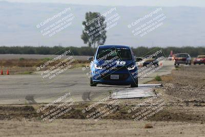 media/Sep-28-2025-24 Hours of Lemons (Sun) [[5dfe0e5f6e]]/9am (Star Mazda)/